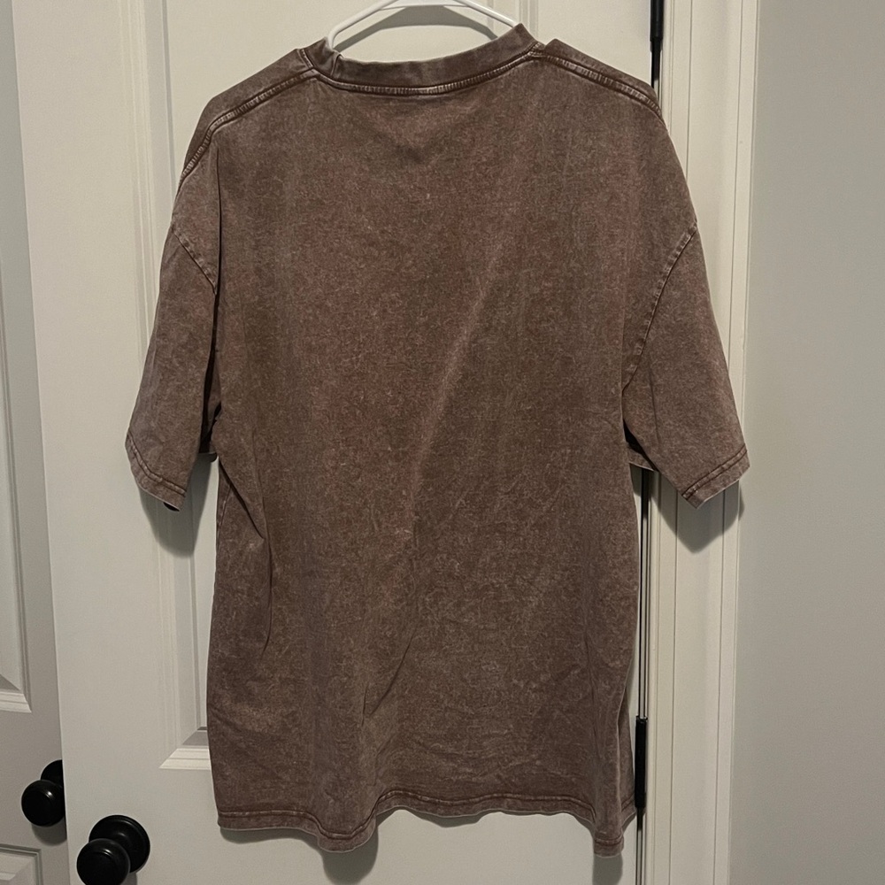 Brown Graphic T-Shirt with Pink Car Design Shein size XL - Picture 6 of 6